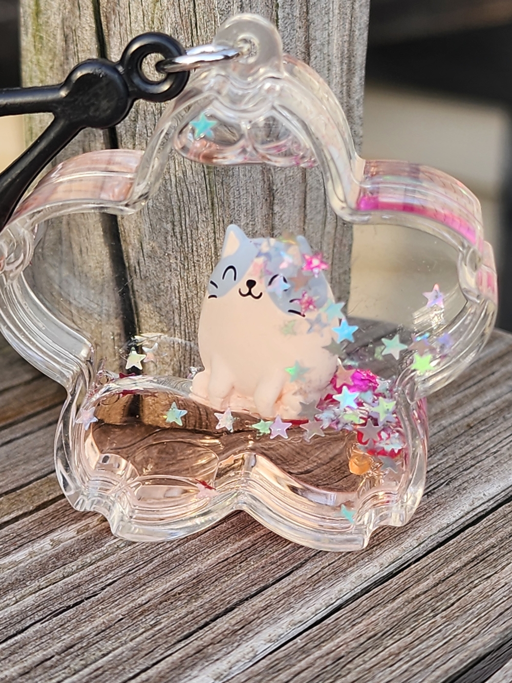 Clear Star-Shaped Floating Happy Kitty Cat Charm Keychain with Pink Accents